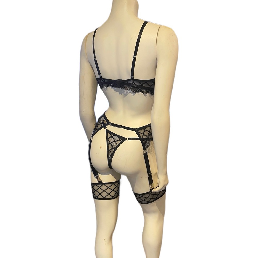 Lingerie Set - image 3